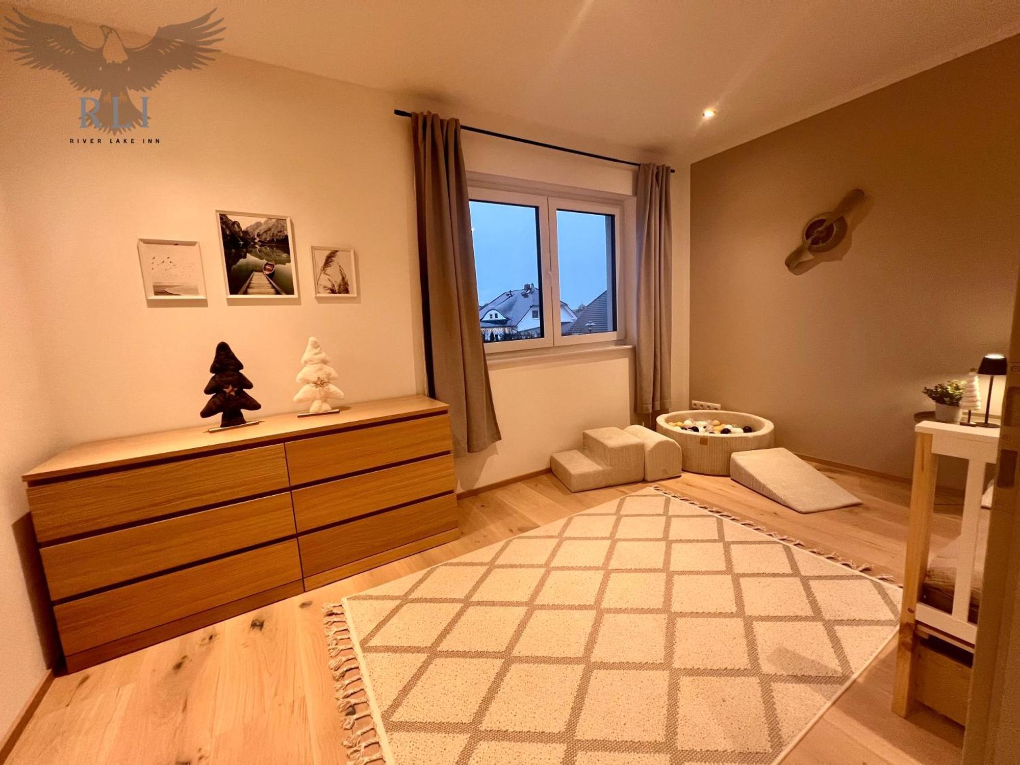 River Lake Inn - Muldestausee Pouch Экстерьер фото